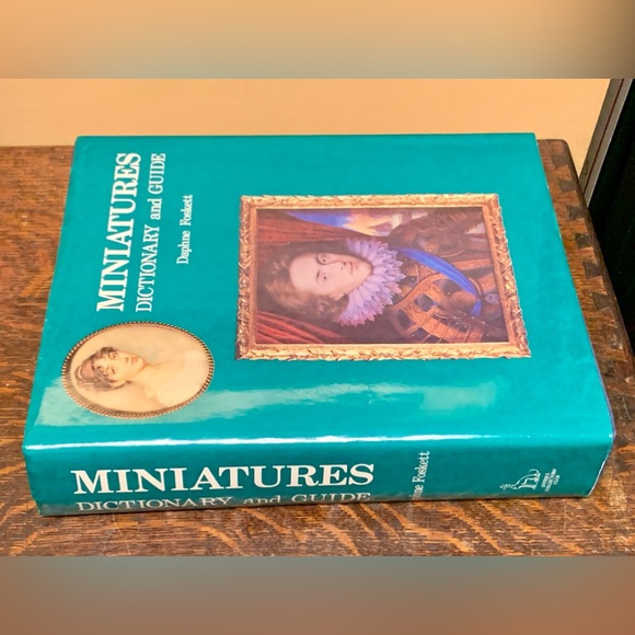 MINIATURES Dictionary and Guide Daphne Foskett 1987 - Picture 2 of 11